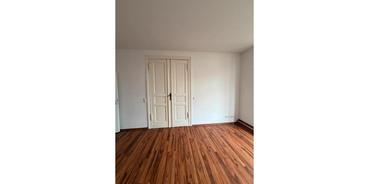 Etagenwohnung Magdeburg Leipziger Straße - 3 Zimmer, 97 m&sup2;, 600&euro; | Angebot:25960419