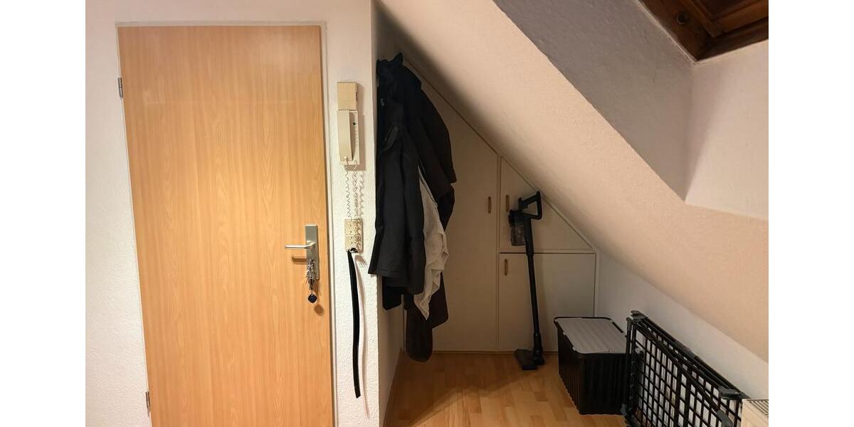 Dachgeschoßwohnung Bremen Gröpelingen - 1 Zimmer, 38 m&sup2;, 500&euro; | Angebot:25931923