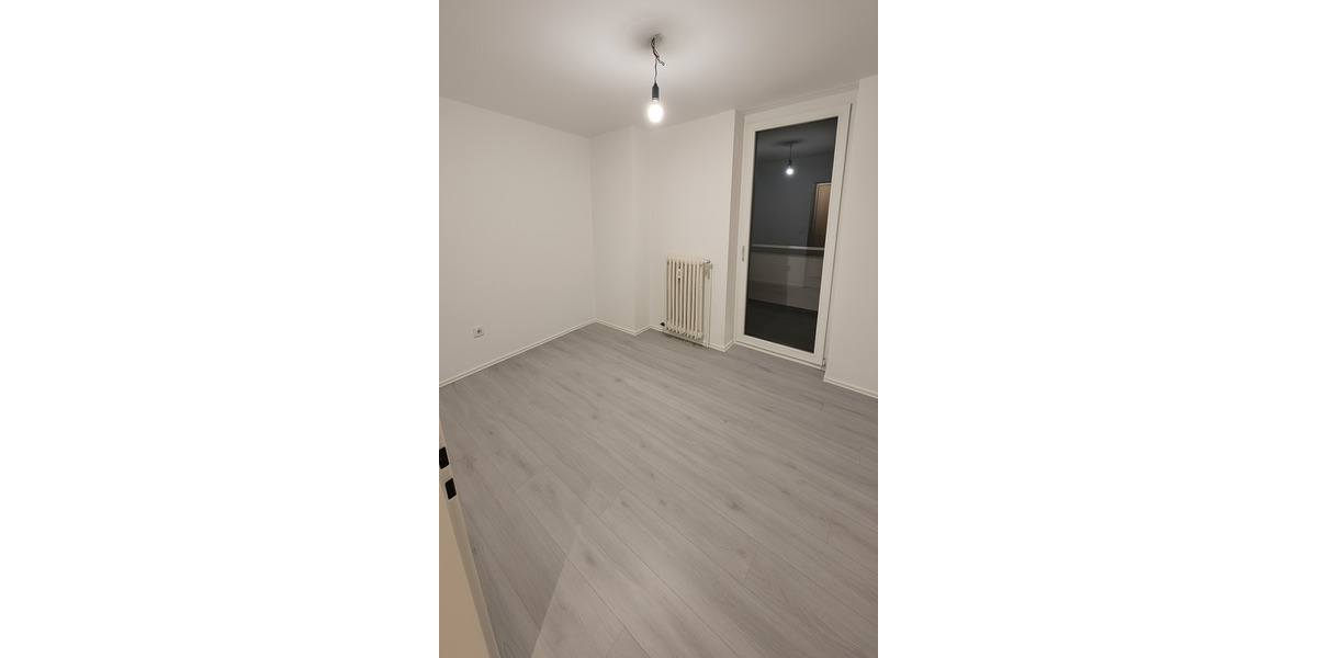 Etagenwohnung Fürstenfeldbruck - 3 Zimmer, 92 m&sup2;, 1.748&euro; | Angebot:25088100