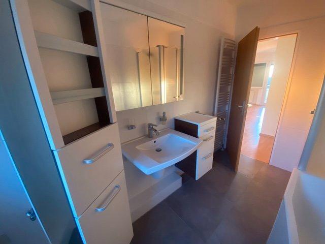 Erdgeschoßwohnung Helmstedt - 3.5 Zimmer, 88 m&sup2;, 750&euro; | Angebot:25976421