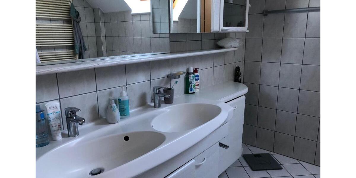 Dachgeschoßwohnung Uelzen - 4 Zimmer, 113 m&sup2;, 710&euro; | Angebot:26484040