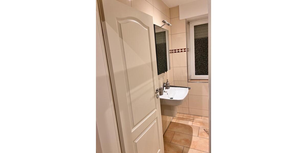 Wohnen auf Zeit Wesel Bislich - 5 Zimmer, 220 m&sup2;, 2.900&euro; | Angebot:26123312