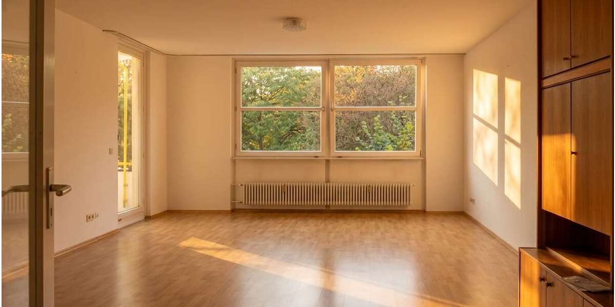 Etagenwohnung München Bogenhausen - 4 Zimmer, 110 m&sup2;, 2.290&euro; | Angebot:26795186