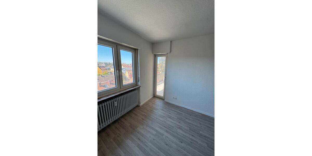 Etagenwohnung Zirndorf - 3 Zimmer, 85 m&sup2;, 1.060&euro; | Angebot:26284462