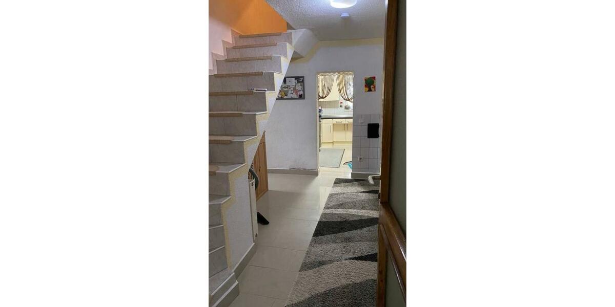 Einfamilienhaus Schrobenhausen - 7 Zimmer, 147 m&sup2;, 1.470&euro; | Angebot:26048188