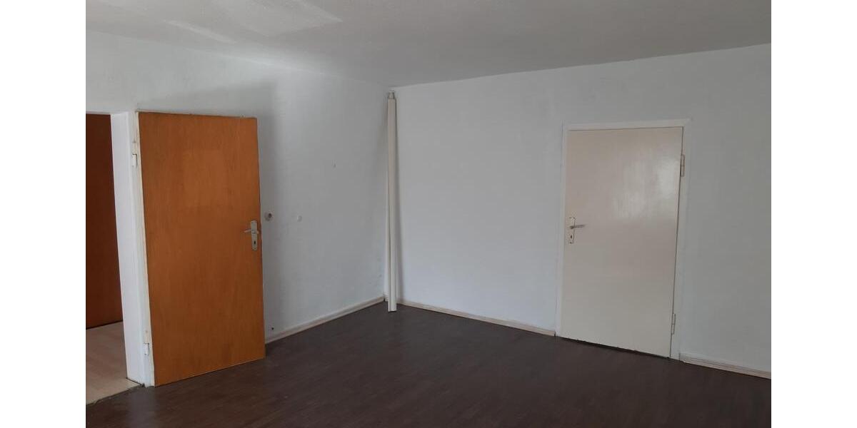 Etagenwohnung Bad Karlshafen - 5 Zimmer, 120 m&sup2;, 600&euro; | Angebot:24756677