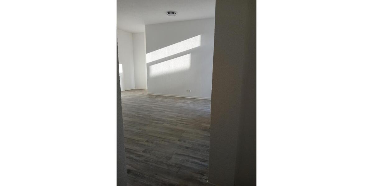 Erdgeschoßwohnung Winnenden - 4 Zimmer, 73 m&sup2;, 1.250&euro; | Angebot:26581556