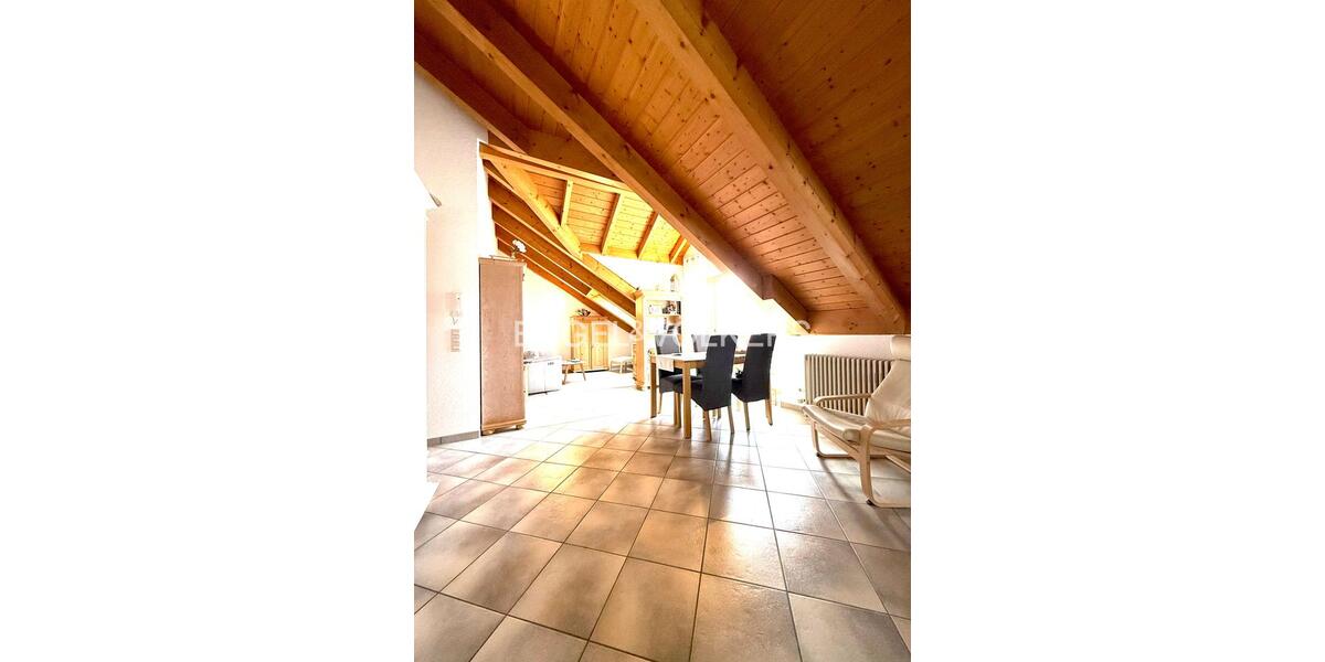 Dachgeschoßwohnung Albstadt - 3 Zimmer, 60 m&sup2;, 620&euro; | Angebot:26689232