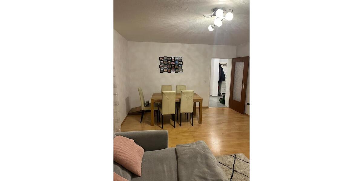 Etagenwohnung Eppelheim - 2 Zimmer, 70 m&sup2;, 900&euro; | Angebot:24733532