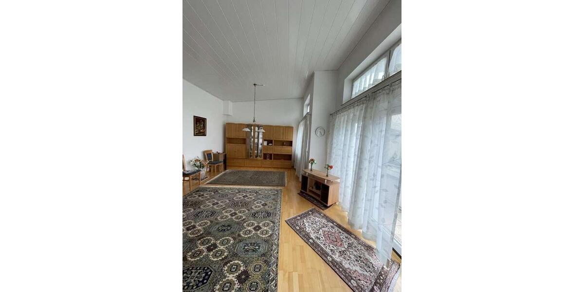 Dachgeschoßwohnung Bad Dürrheim - 2 Zimmer, 78 m&sup2;, 975&euro; | Angebot:26528700
