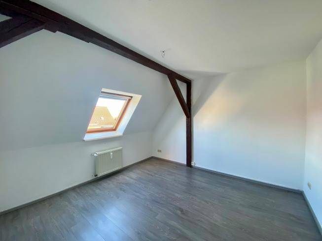 Etagenwohnung Oschersleben - 3 Zimmer, 66 m&sup2;, 330&euro; | Angebot:26108631