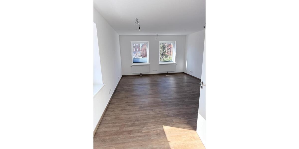 Einfamilienhaus Niebüll - 6 Zimmer, 331 m&sup2;, 1.900&euro; | Angebot:26578934