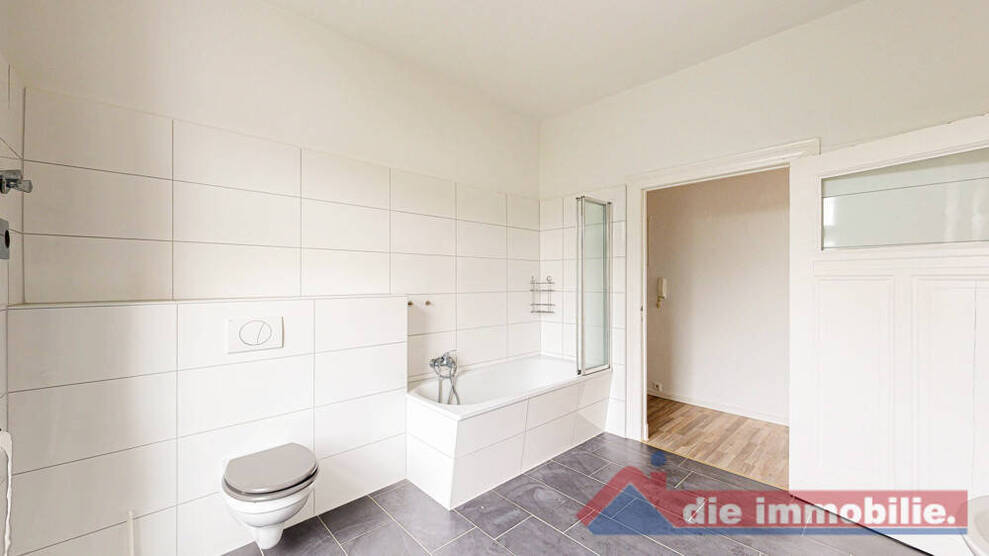 *** Altbau - 4 Zimmer - Cracau ***