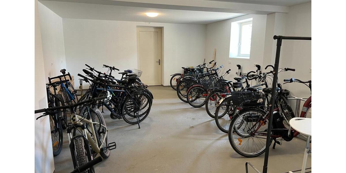 Maisonettenwohnung Schwerin Gartenstadt - 4 Zimmer, 137 m&sup2;, 1.986&euro; | Angebot:25570523