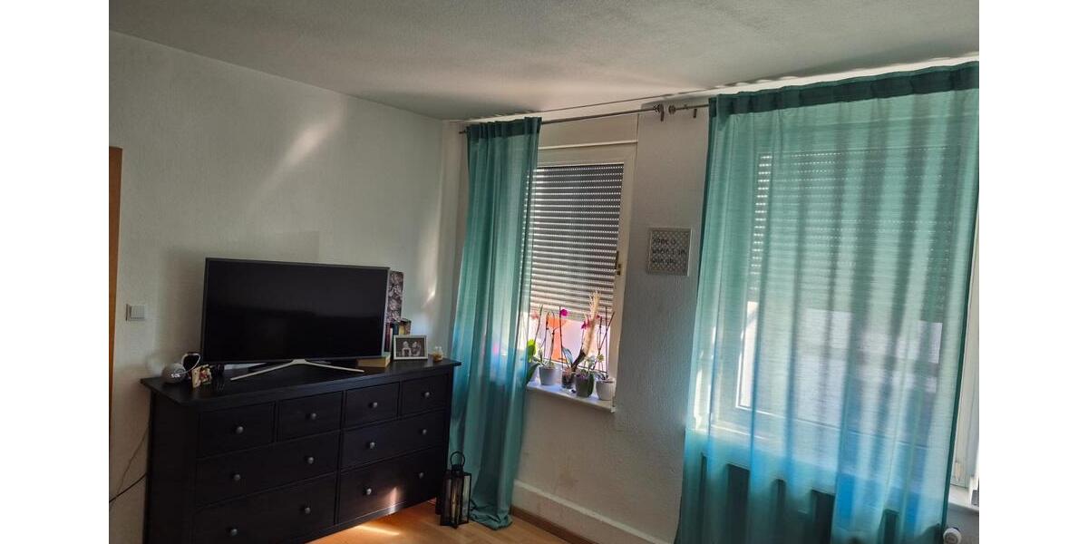 Etagenwohnung Essen Stadtbezirk VII - 1 Zimmer, 44 m&sup2;, 560&euro; | Angebot:26197515