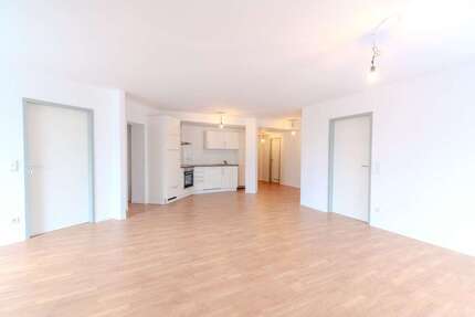 Wohnung zum Mieten in Stuttgart Weilimdorf 1.223 € 81 m²