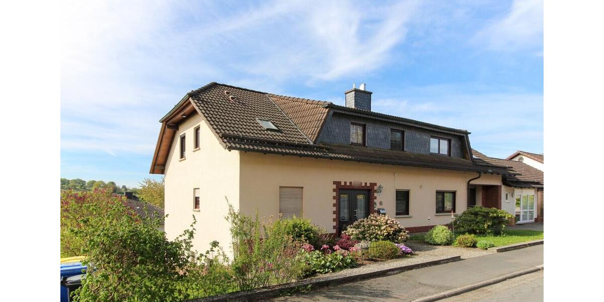 Etagenwohnung Schlüchtern - 4 Zimmer, 100 m&sup2;, 750&euro; | Angebot:26442082