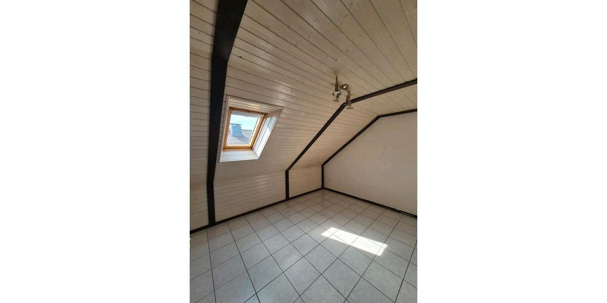 3 Zimmer Dachgeschosswohnung in Weyhausen zimmer