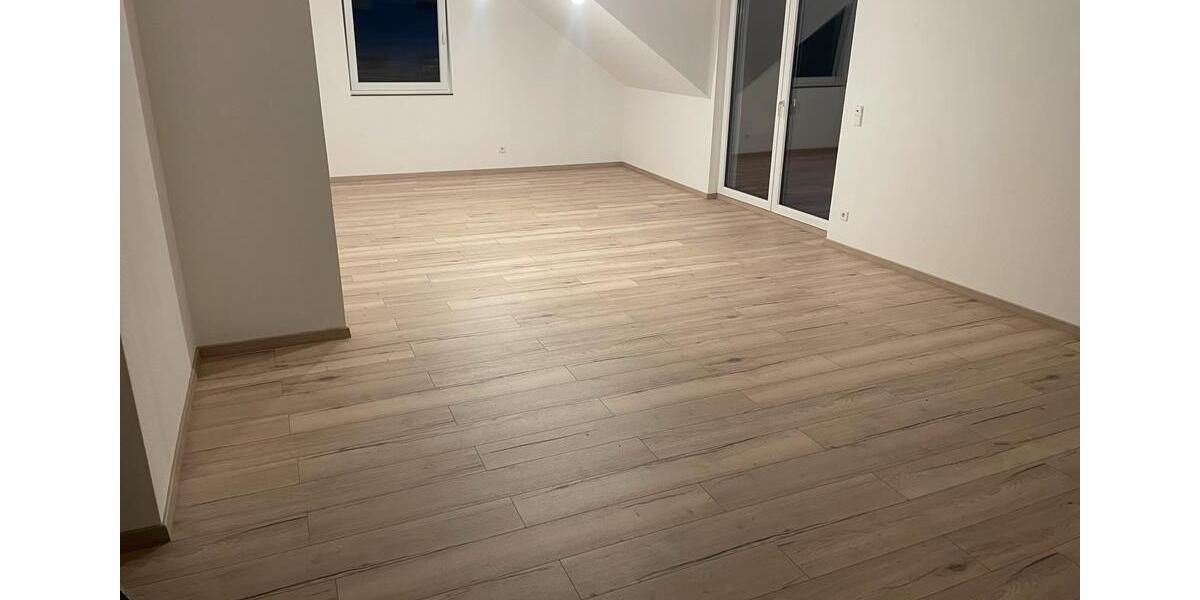 34 zimmerwohnung zu vermieten in Peterzell 3.5 zimmer