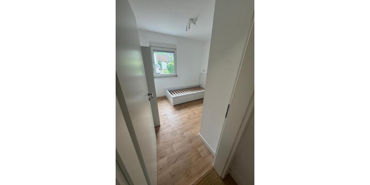 Wohnen auf Zeit Freiburg im Breisgau Brühl - 1 Zimmer, 9 m&sup2;, 450&euro; | Angebot:26351528