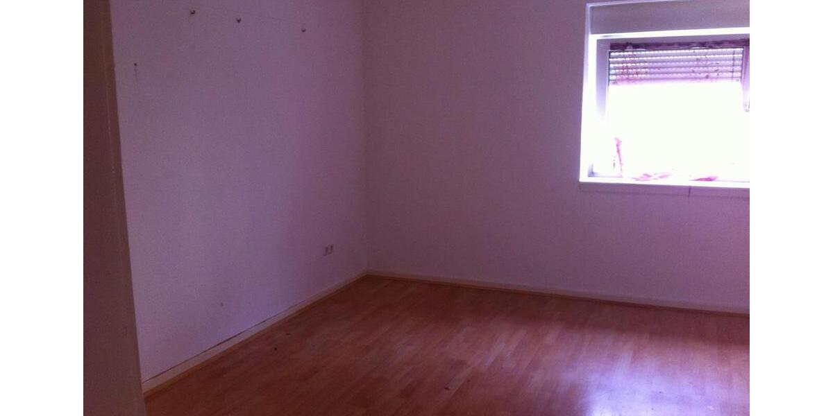 Dachgeschoßwohnung Pirmasens - 2 Zimmer, 49 m&sup2;, 261&euro; | Angebot:26566720