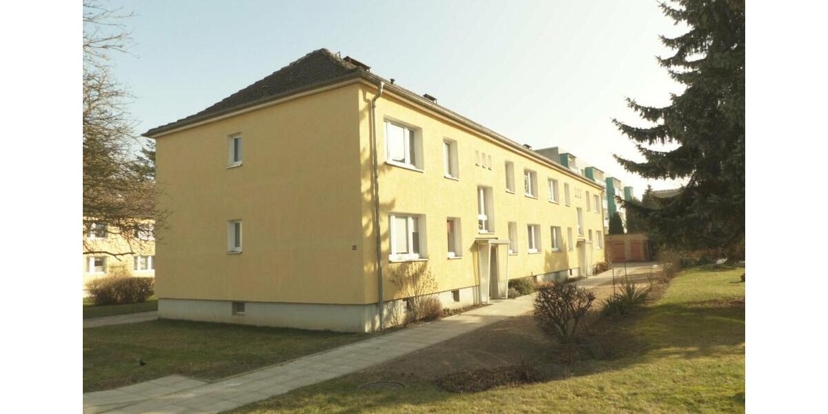 Schöne ruhige 2,5-Raum-Wohnung in 8-Familienhaus 2.5 zimmer