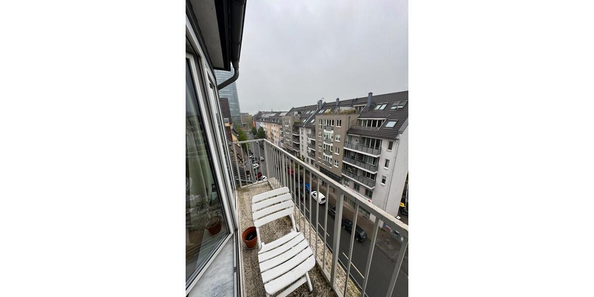 Wohnen auf Zeit Düsseldorf Pempelfort - 2 Zimmer, 67 m&sup2;, 1.290&euro; | Angebot:26637215