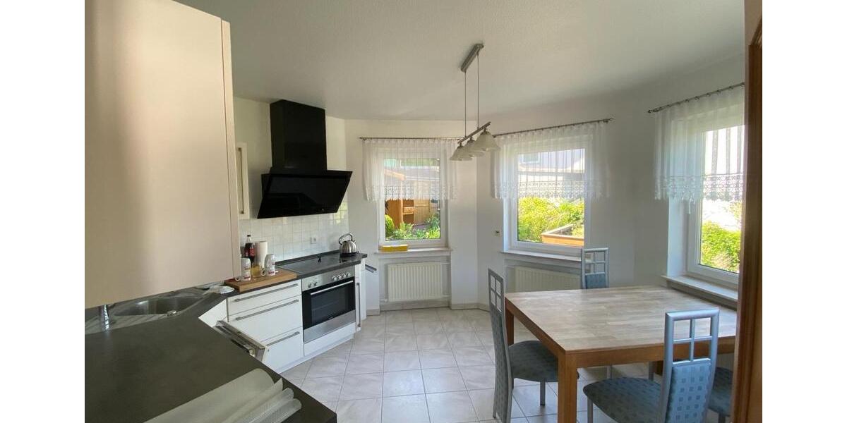 Einfamilienhaus Nentershausen - 4 Zimmer, 129 m&sup2;, 1.400&euro; | Angebot:26650102