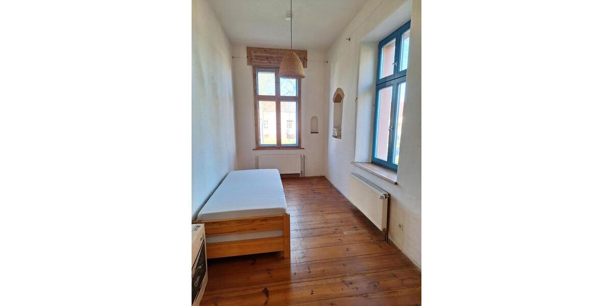 Hochparterre Löwenberger Land - 4 Zimmer, 101 m&sup2;, 605&euro; | Angebot:26121259