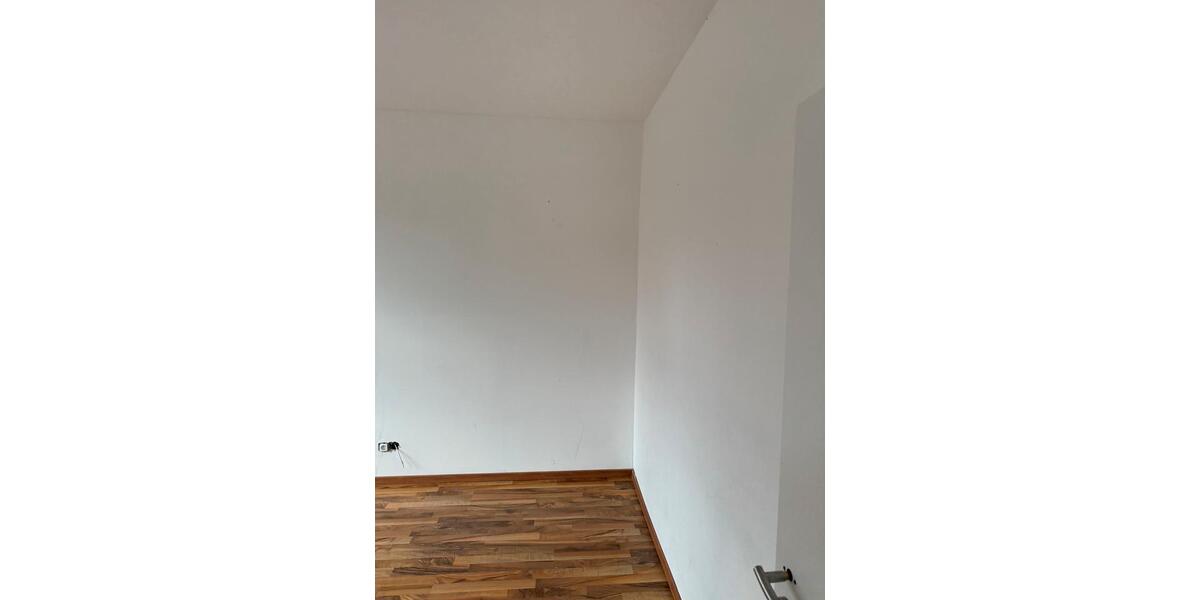 Erdgeschoßwohnung Delmenhorst - 2 Zimmer, 60 m&sup2;, 900&euro; | Angebot:25852176