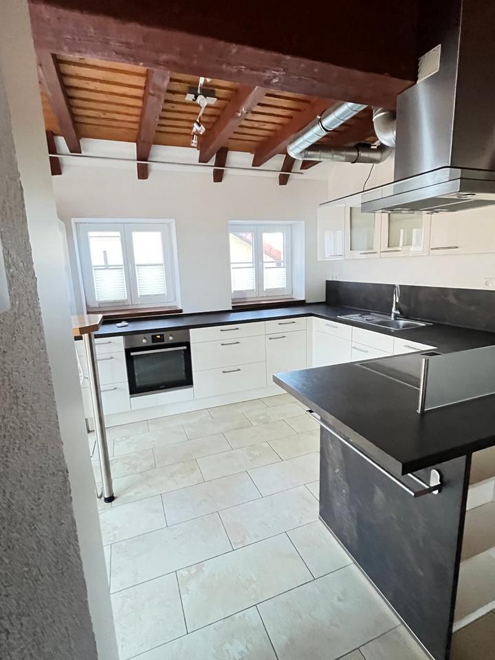 wunderschöne 3-Zimmer Maisonette Wohnung mit grossem Balkon