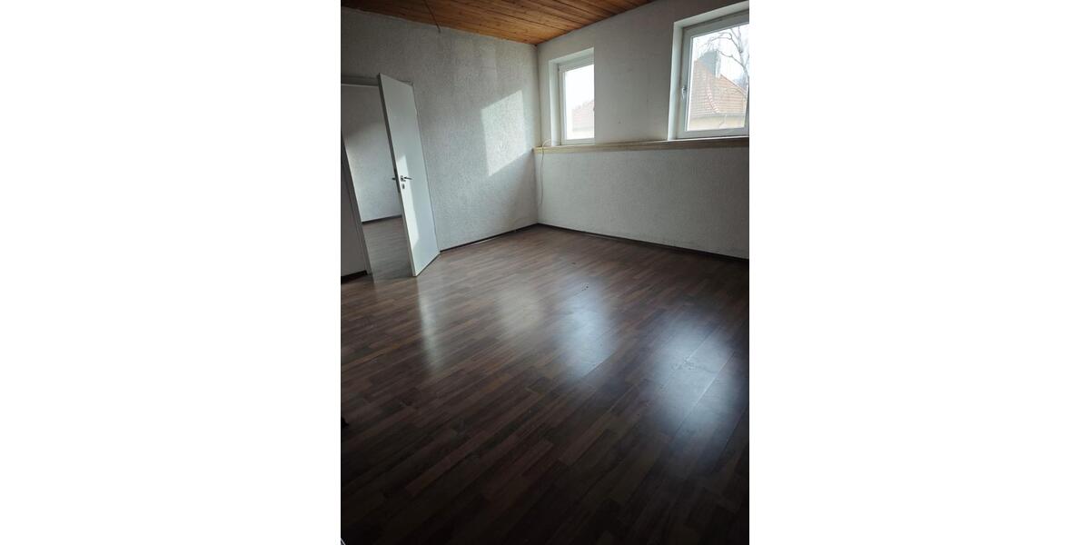 Etagenwohnung Bad Kreuznach - 5 Zimmer, 160 m&sup2;, 1.360&euro; | Angebot:25122480