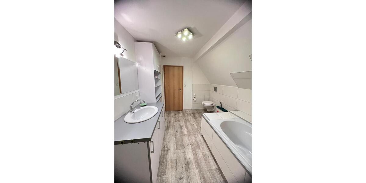 Wohnen auf Zeit Salzgitter Ortschaft Ost - 4 Zimmer, 100 m&sup2;, 25&euro; | Angebot:26357660
