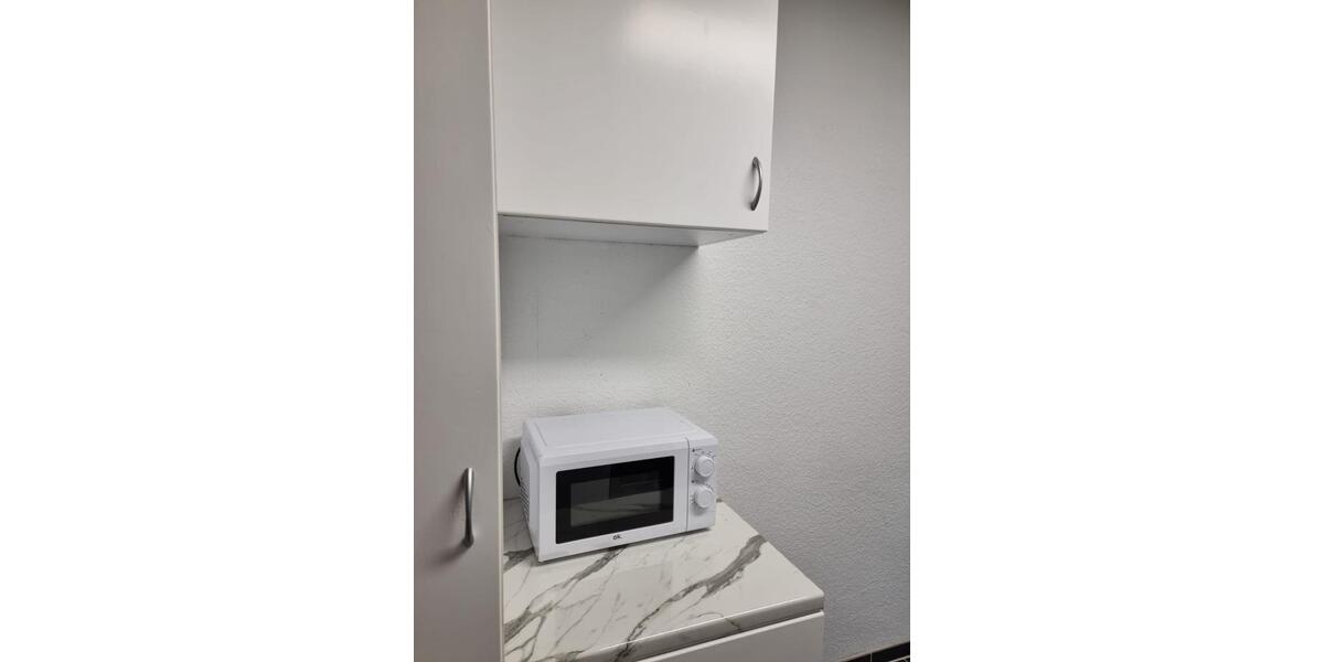 Wohnen auf Zeit Karlsruhe Mühlburg - 1 Zimmer, 12 m&sup2;, 399&euro; | Angebot:26335269