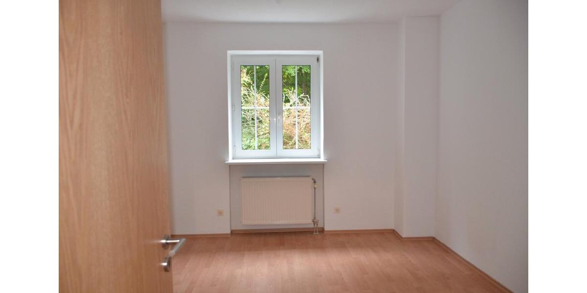 Erdgeschoßwohnung Hauzenberg - 3 Zimmer, 80 m&sup2;, 495&euro; | Angebot:26538648
