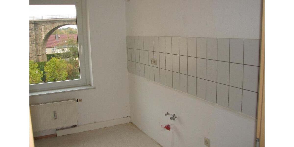 Etagenwohnung Bischofswerda - 4 Zimmer, 77 m&sup2;, 365&euro; | Angebot:26561430