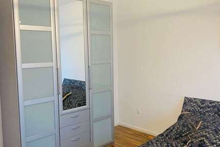 Zimmer Eschborn - 2 Zimmer, 1.700&euro; | Angebot:24986059