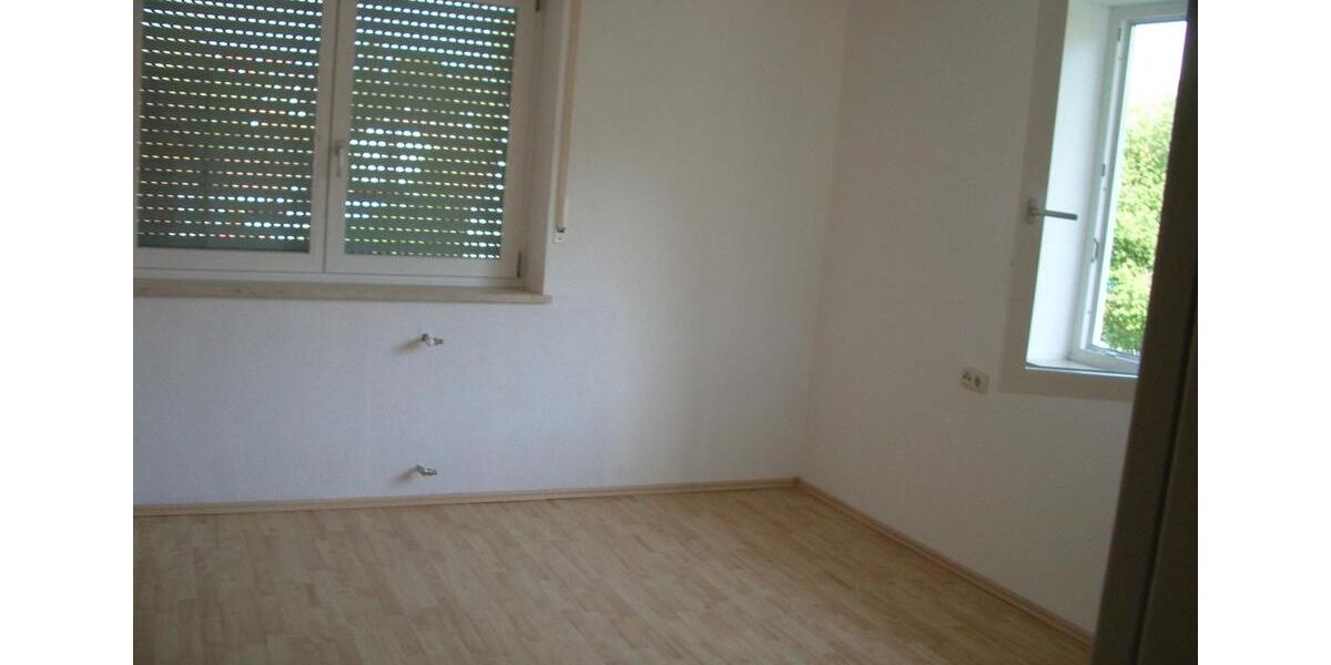 Etagenwohnung Welden - 3 Zimmer, 96 m&sup2;, 870&euro; | Angebot:26034275