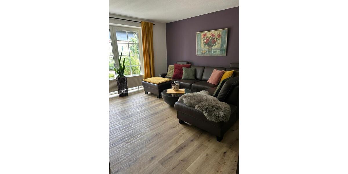 Erdgeschoßwohnung Schortens - 3 Zimmer, 95 m&sup2;, 1.500&euro; | Angebot:26047003