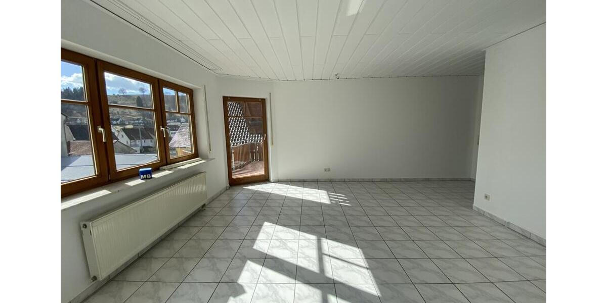 Etagenwohnung Albstadt Gemarkung Onstmettingen - 3 Zimmer, 85 m&sup2;, 770&euro; | Angebot:25851407