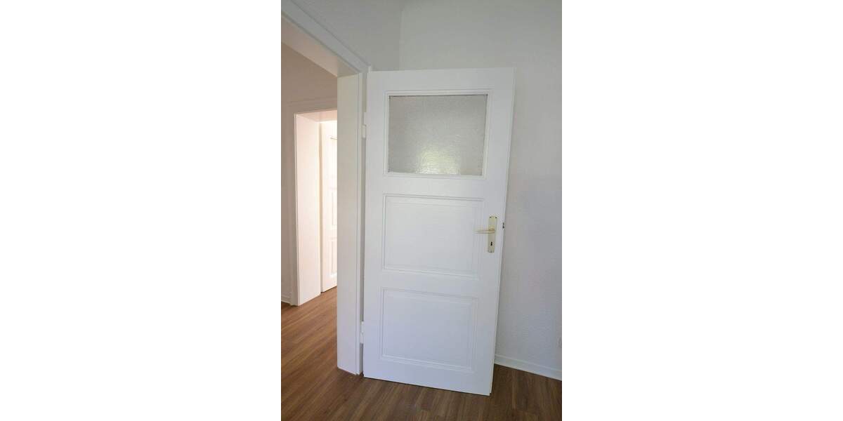 Etagenwohnung Dresden Leuben - 2 Zimmer, 60 m&sup2;, 466&euro; | Angebot:25250714