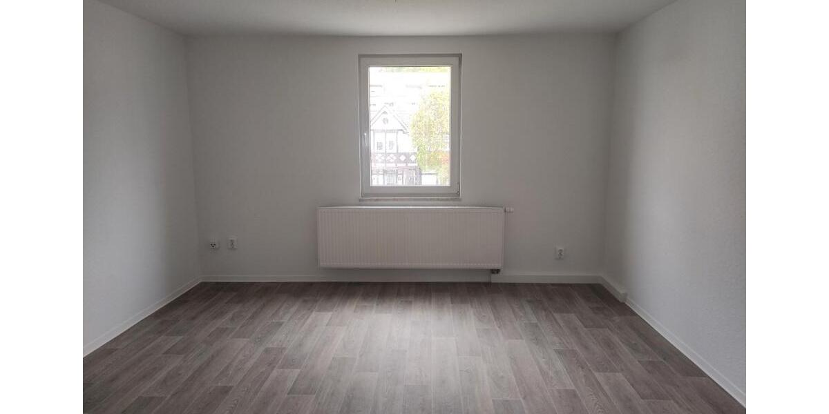 Dachgeschoßwohnung Meiningen - 3 Zimmer, 57 m&sup2;, 410&euro; | Angebot:26588690