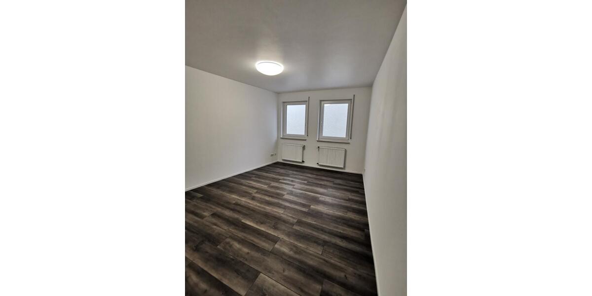Etagenwohnung Trier Kürenz - 3 Zimmer, 79 m&sup2;, 1.100&euro; | Angebot:26627026
