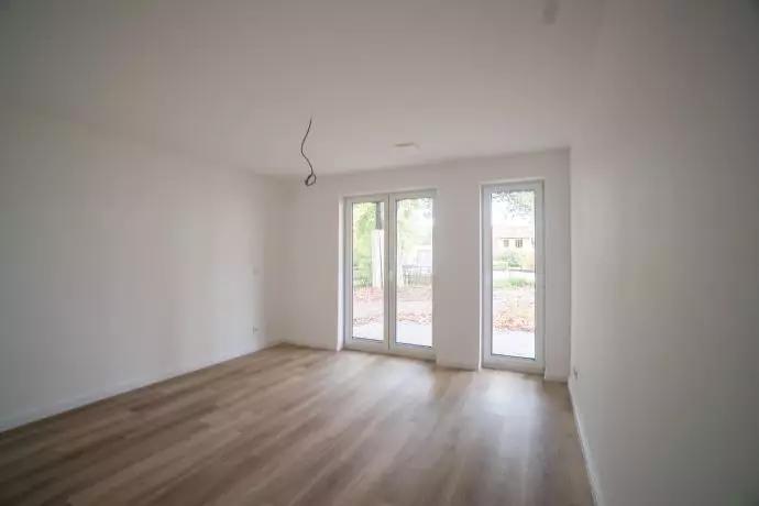 Erdgeschoßwohnung Oldenburg Bürgeresch - 4 Zimmer, 155 m&sup2;, 1.950&euro; | Angebot:26594425