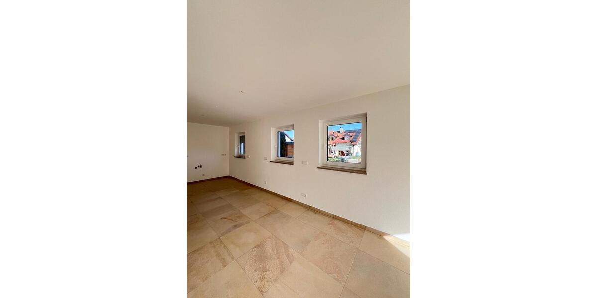 Doppelhaushälfte Egmating - 7 Zimmer, 174 m&sup2;, 2.500&euro; | Angebot:25384338