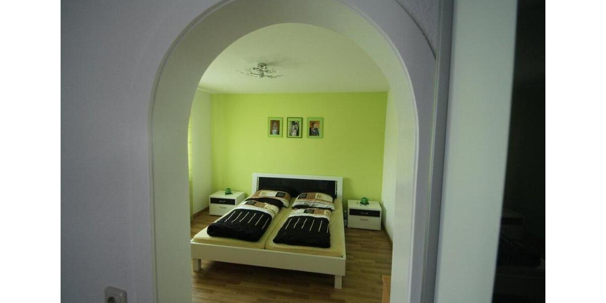 Dachgeschoßwohnung Bad Pyrmont - 2.5 Zimmer, 73 m&sup2;, 450&euro; | Angebot:26478284