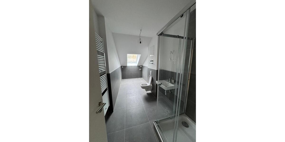 Dachgeschoßwohnung Berlin Treptow-Köpenick - 2 Zimmer, 63 m&sup2;, 1.325&euro; | Angebot:23407862
