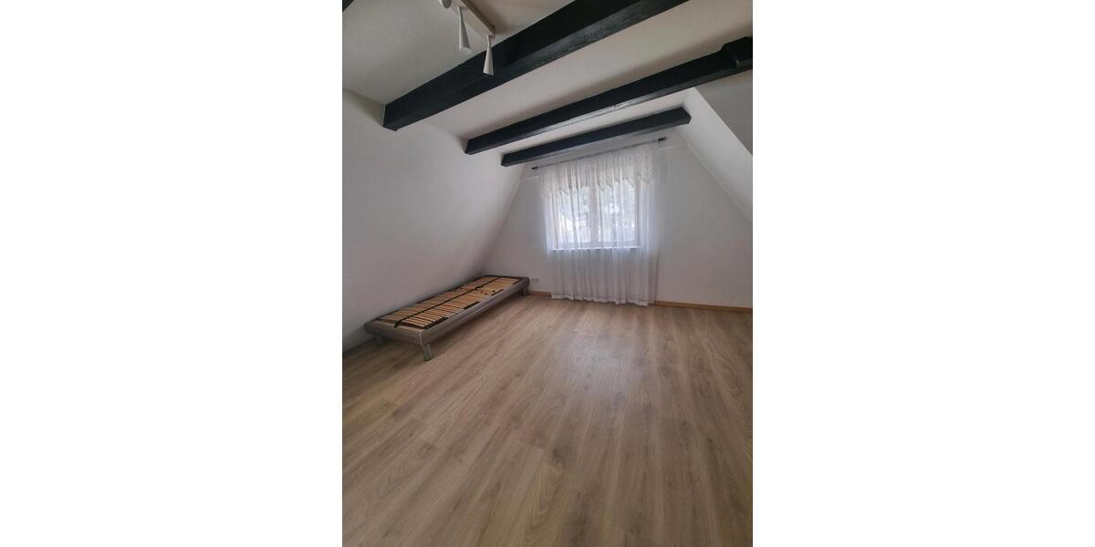 Wohnen auf Zeit Koblenz Horchheim - 6 Zimmer, 120 m&sup2;, 400&euro; | Angebot:26494819