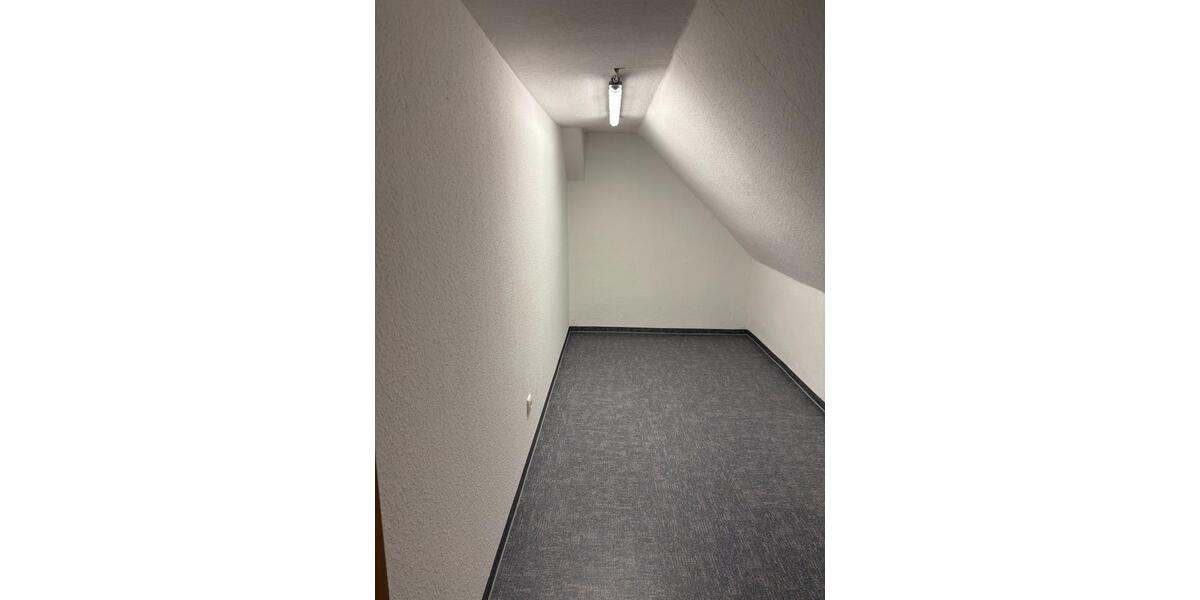 Etagenwohnung Clausthal-Zellerfeld Zellerfeld - 3 Zimmer, 105 m&sup2;, 600&euro; | Angebot:26049260