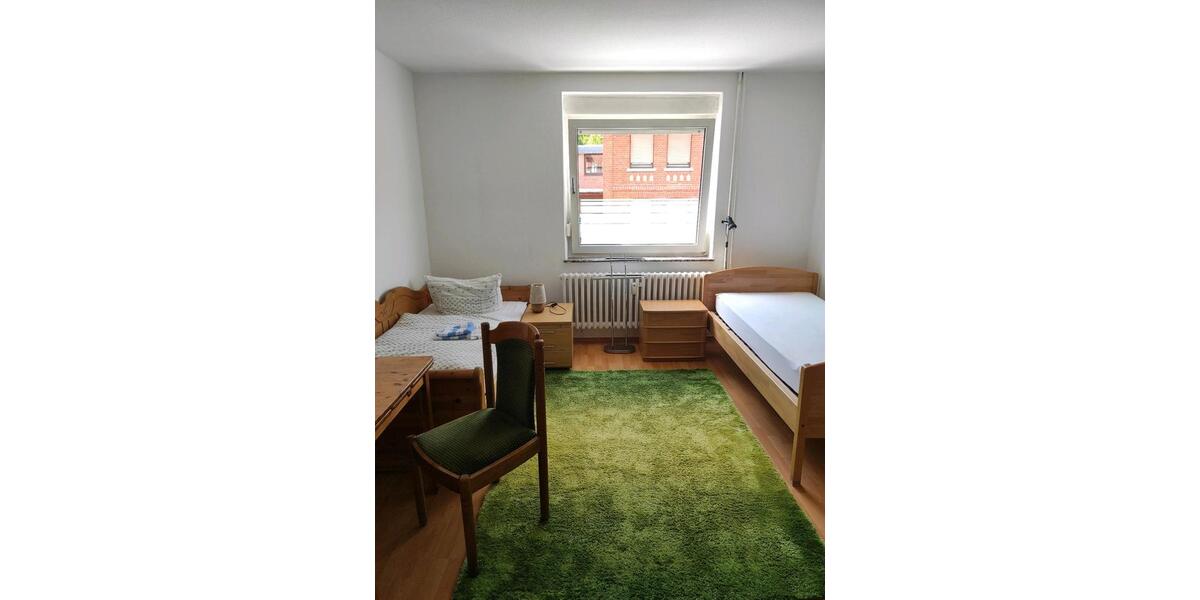 Wohnen auf Zeit Rinteln - 3 Zimmer, 100 m&sup2;, 15&euro; | Angebot:26464890